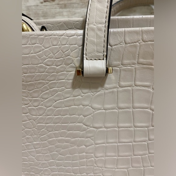 Kate Spade Purse Large Beige Pebbled Leather Crocodile Embossed - Picture 11 of 16